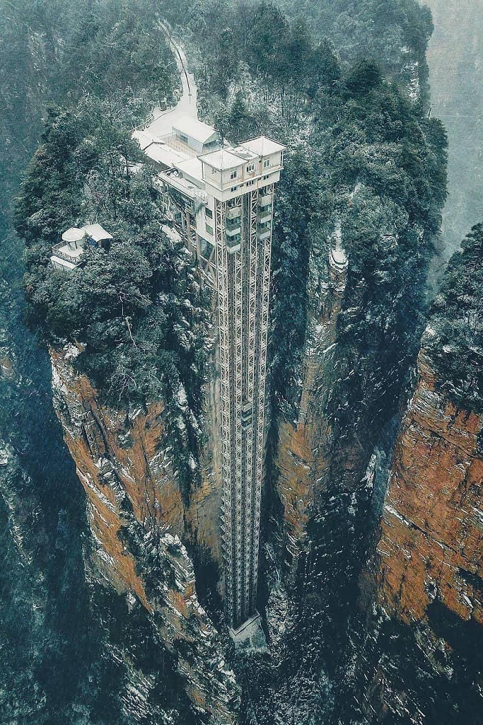 沪马建工垂直电梯案例9